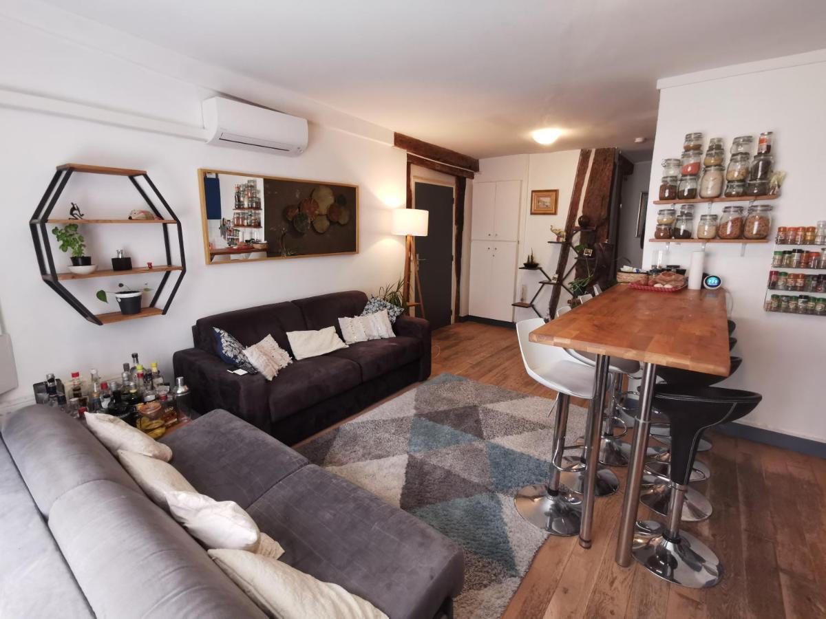 Central & Nice ! 3 Bedrooms, 2 Bathrooms Paris Exteriör bild