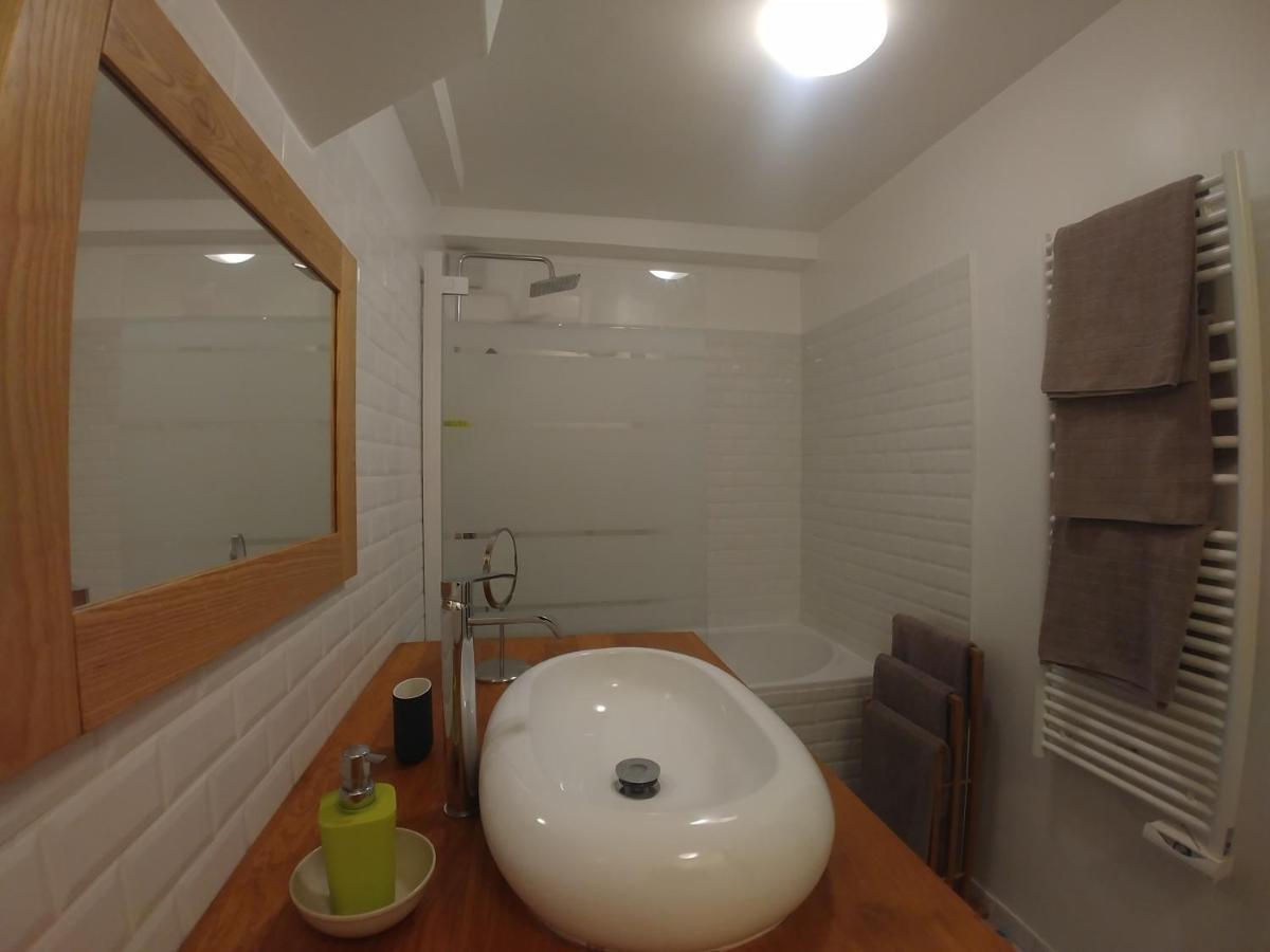 Central & Nice ! 3 Bedrooms, 2 Bathrooms Paris Exteriör bild